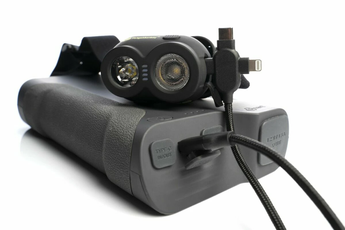 RidgeMonkey Napájecí kabel USB A to Multi out 2m (RM195)