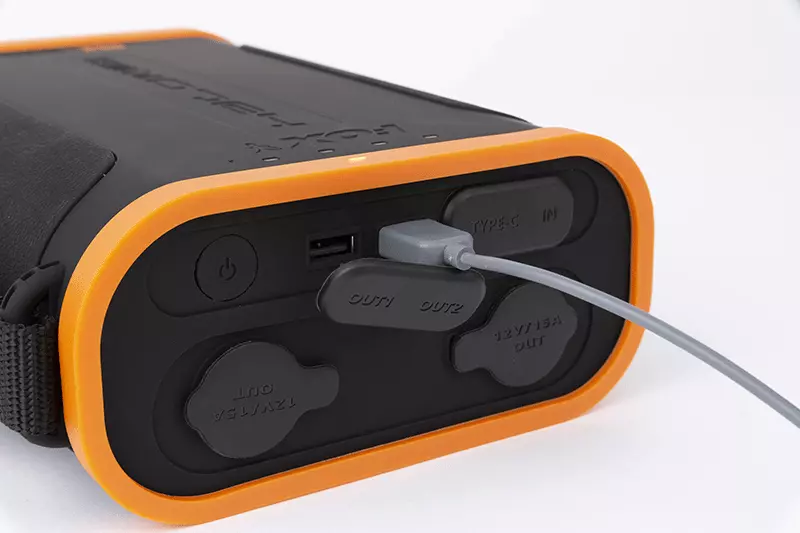 FOX Powerbanka HALO 96K POWER PACK