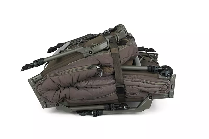 FOX Lehátko s vestavěným spacákem FLATLINER 8 LEG 3 SEASON SLEEP SYSTEM