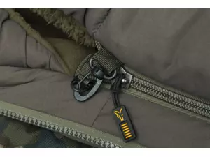FOX Lehátko s vestavěným spacákem FLATLINER 8 LEG 5 SEASON SLEEP SYSTEM