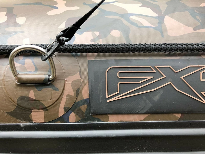 FOX Člun s bivakem FX420 CAMO BOAT BIVVY