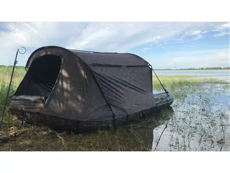 FOX Člun s bivakem FX420 CAMO BOAT BIVVY