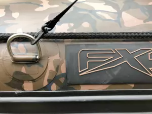 FOX Člun s bivakem FX420 CAMO BOAT BIVVY