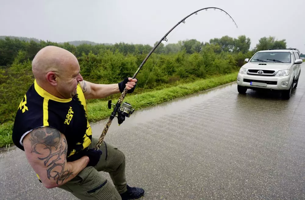 BLACK CAT Wild Cat'Z Beast 3,05m 100g-300g VÝPRODEJ