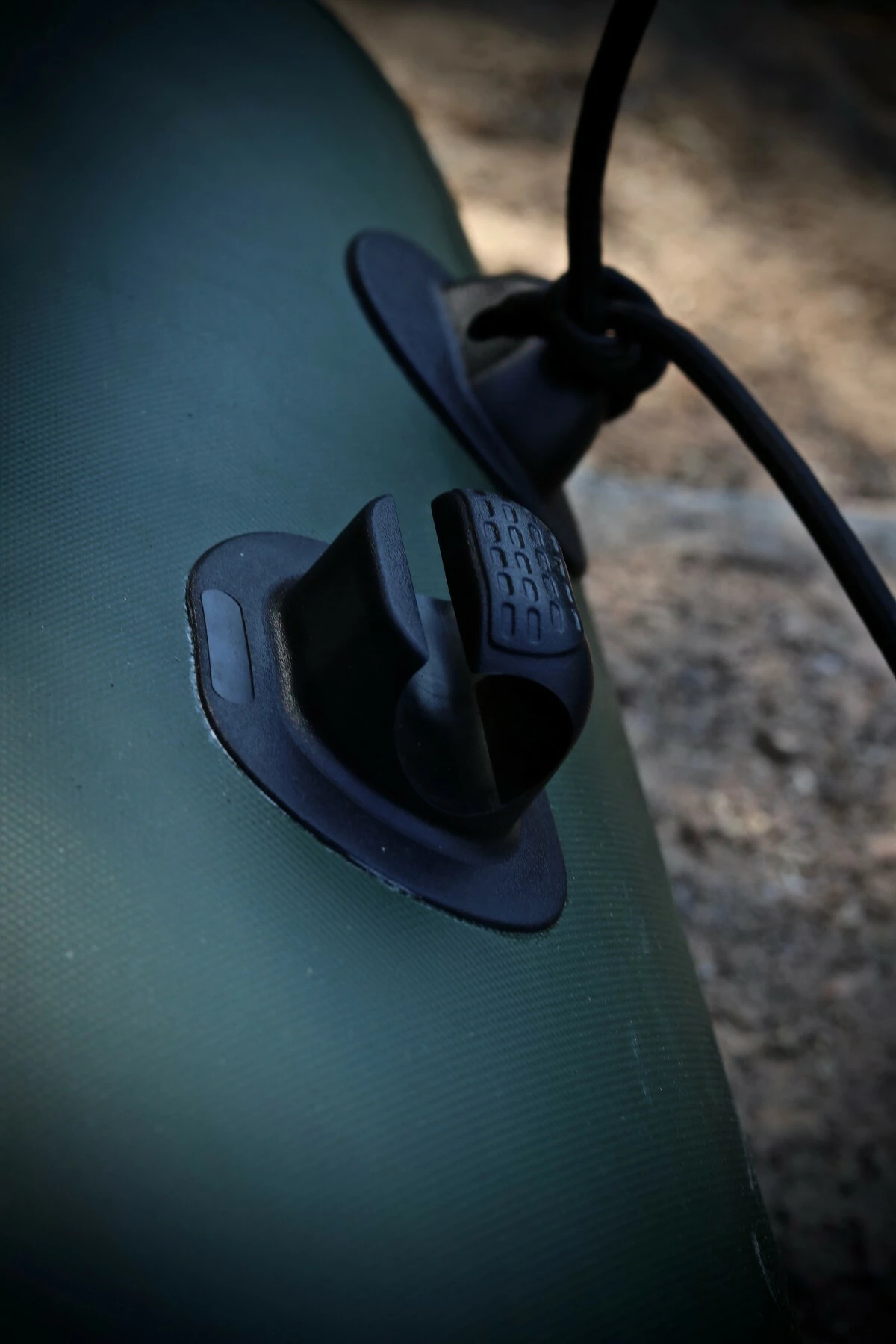 LK Baits člun Top Khaki Sonar 240 - skládací podlaha