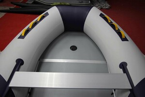 BOAT007 CMA 420 - nafukovací člun