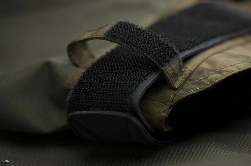 Geoff Anderson - DOZER 6 + Urus 6 maskáč