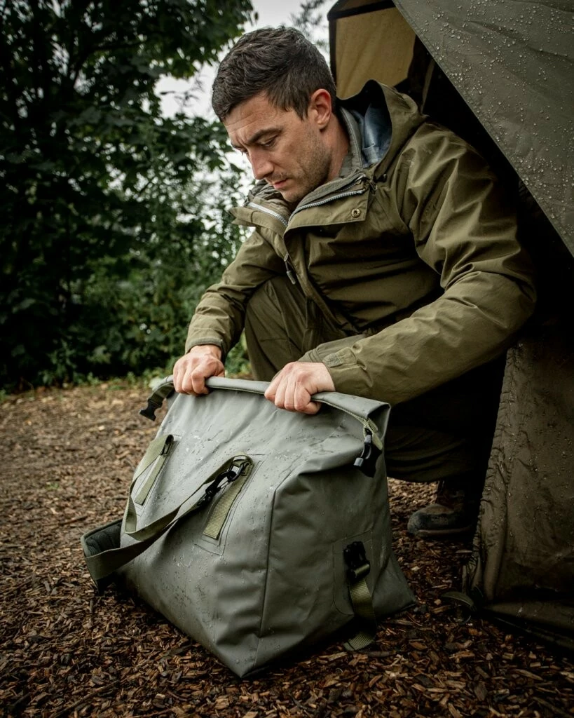 Trakker Products Trakker Nepromokavá taška na lehátko - Downpour Roll-Up Carryall