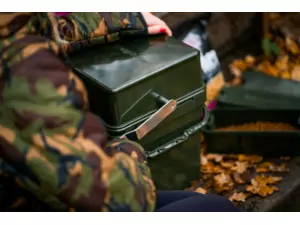 RidgeMonkey Drtička Advanced Boilie Crusher + 17 l Modular Bucket