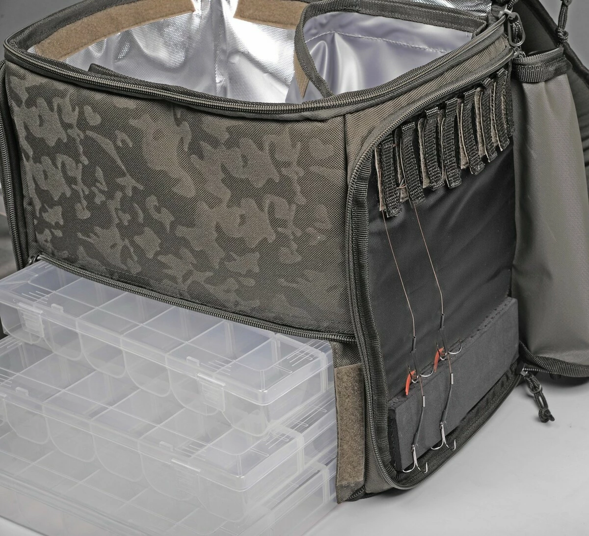 SPRO batoh Double Camouflage Deadbait Backpack