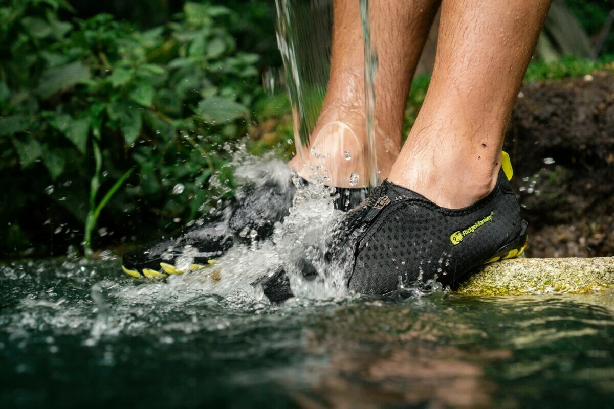 RidgeMonkey Boty APEarel Dropback Aqua Shoes VÝPRODEJ