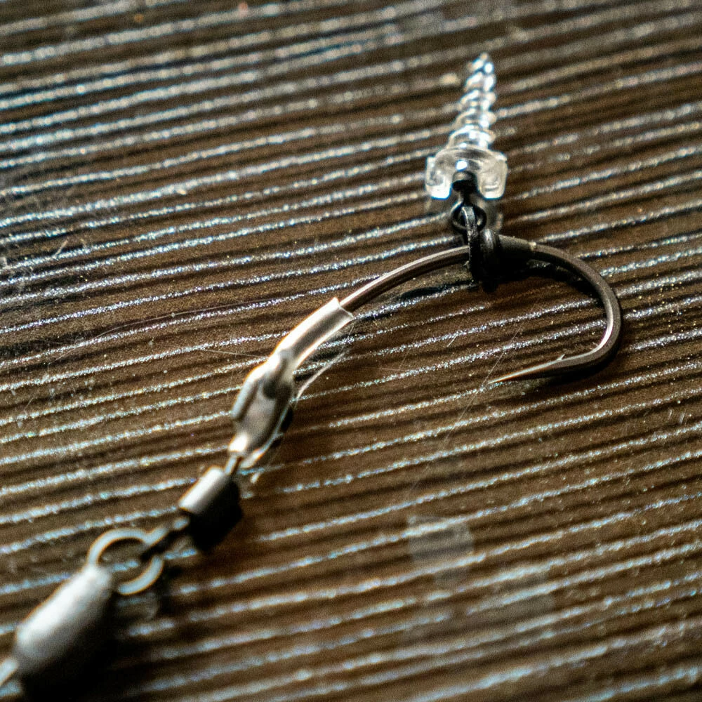 Giants fishing Kolíček s obratlíkem a kroužkem Screw with Ring Swivel