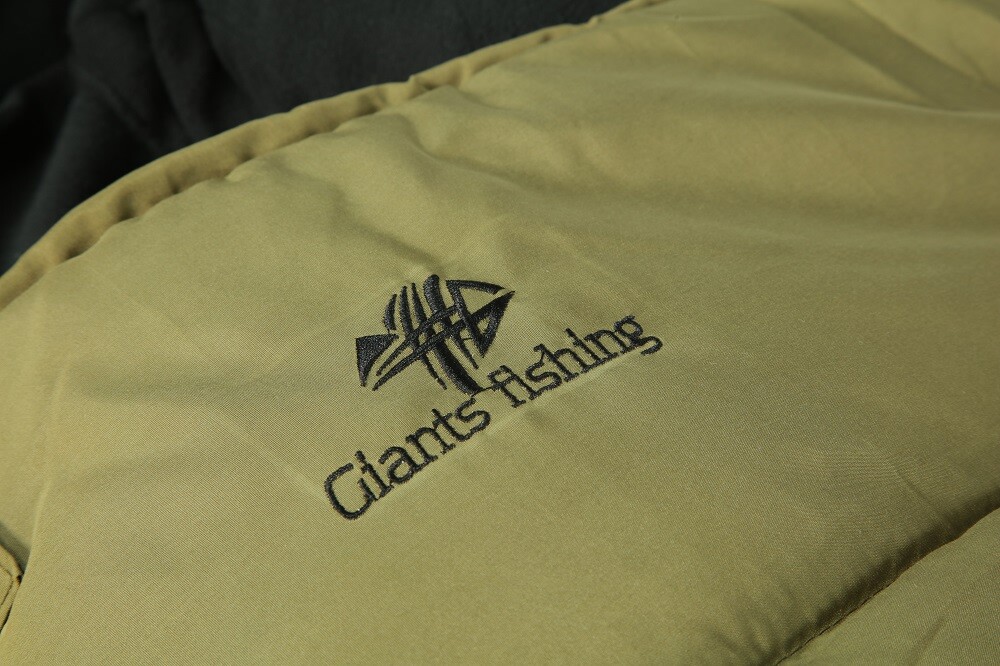 Giants fishing Spací pytel 5 Season Maxi XS Sleeping Bag + HEAT HOLDERS Termo izolační ponožky ZDARMA!!