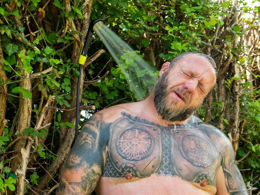 RidgeMonkey: Sprcha s kanystrem Outdoor Power Shower Full Kit