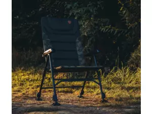 Giants fishing Sedačka Chair Long Back + nerezový thermo hrnek 400ml ZDARMA!