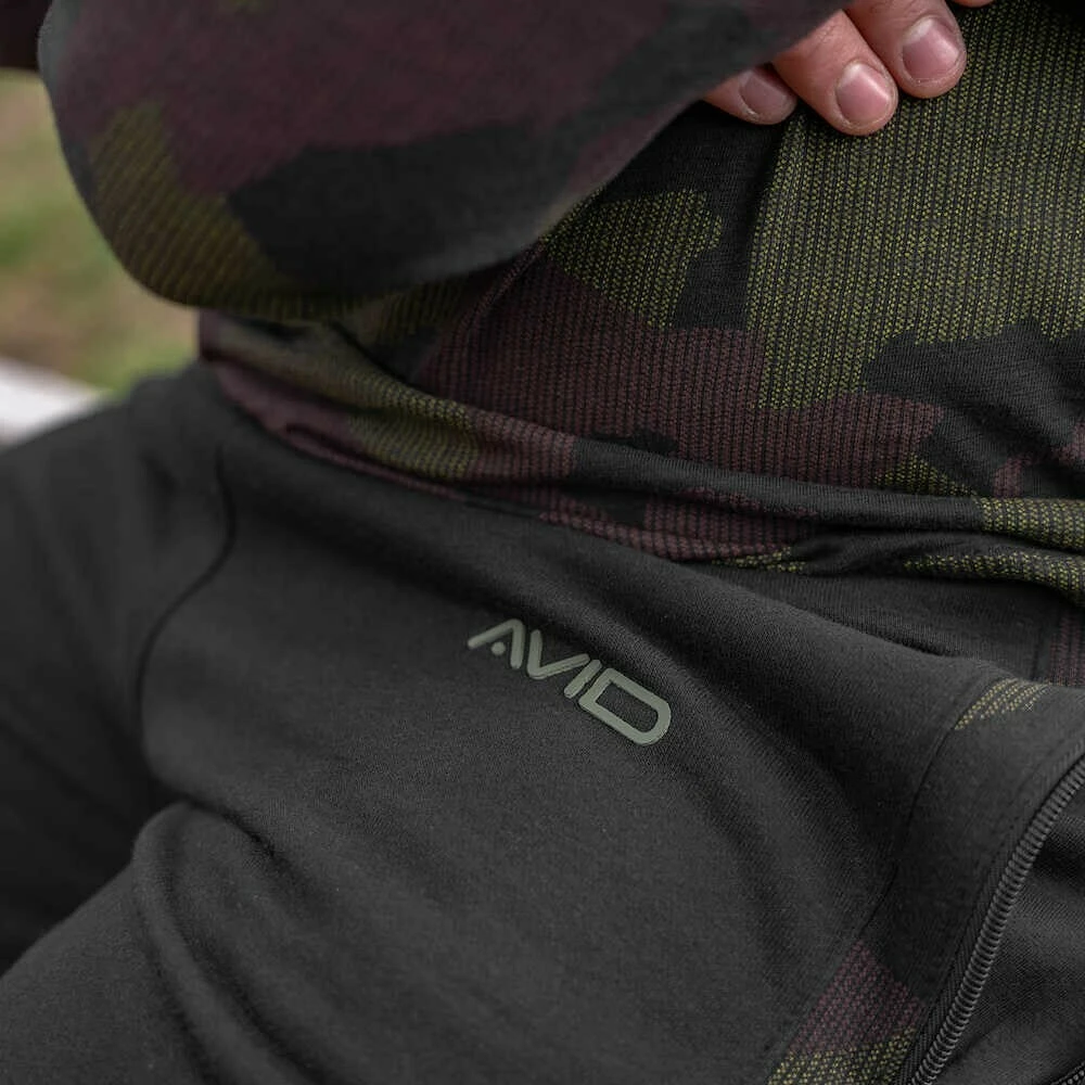 Avid Carp Tepláky Distortion Black Jogger AKCE