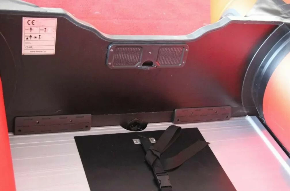 BOAT007 nafukovací člun CMD470 PRO