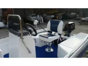 BOAT007 motorový člun Lipno 404 DeLuxe