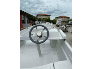 BOAT007 motorový člun DM 430 Lux