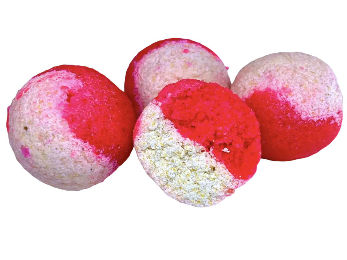 LK Baits DUO X-Tra Boilies Wild Strawberry/Carp Secret