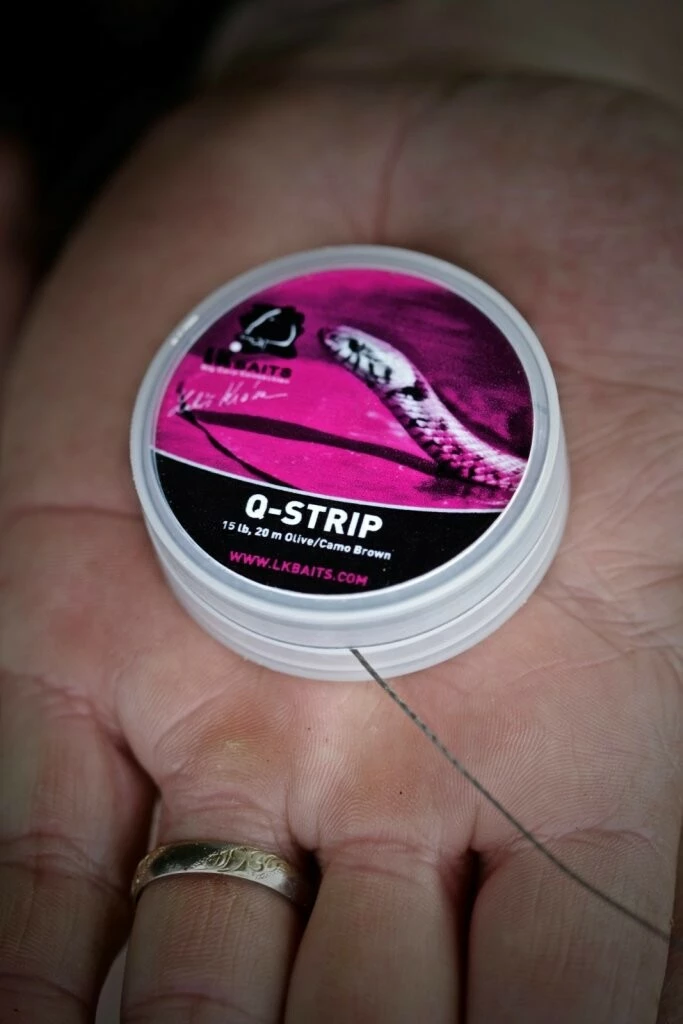 LK Baits ztužená šňůrka Q-Strip 20m