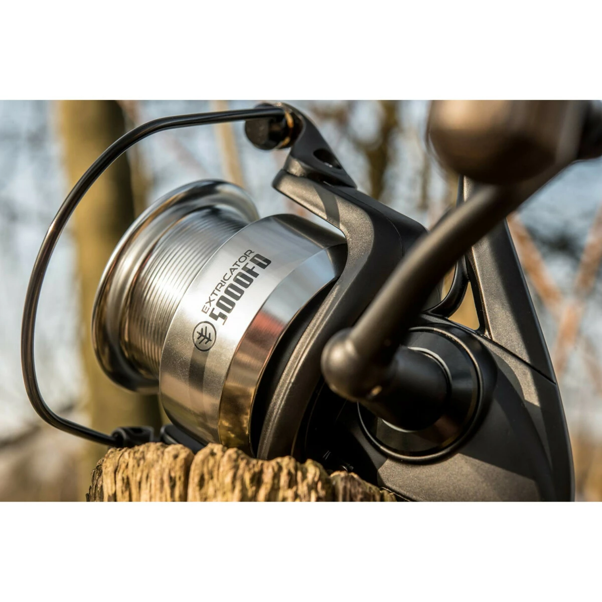 Wychwood Naviják Extricator 5000FD + náhradní černá cívka ZDARMA!