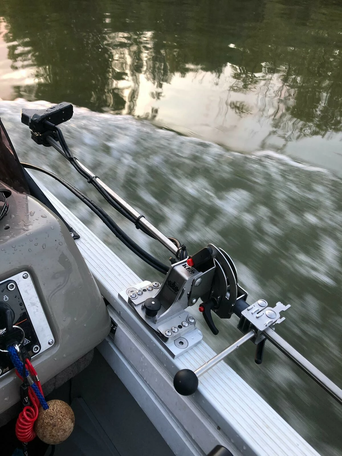 KED Senzorová tyč KedFlex + montážní deska + stabilizátor