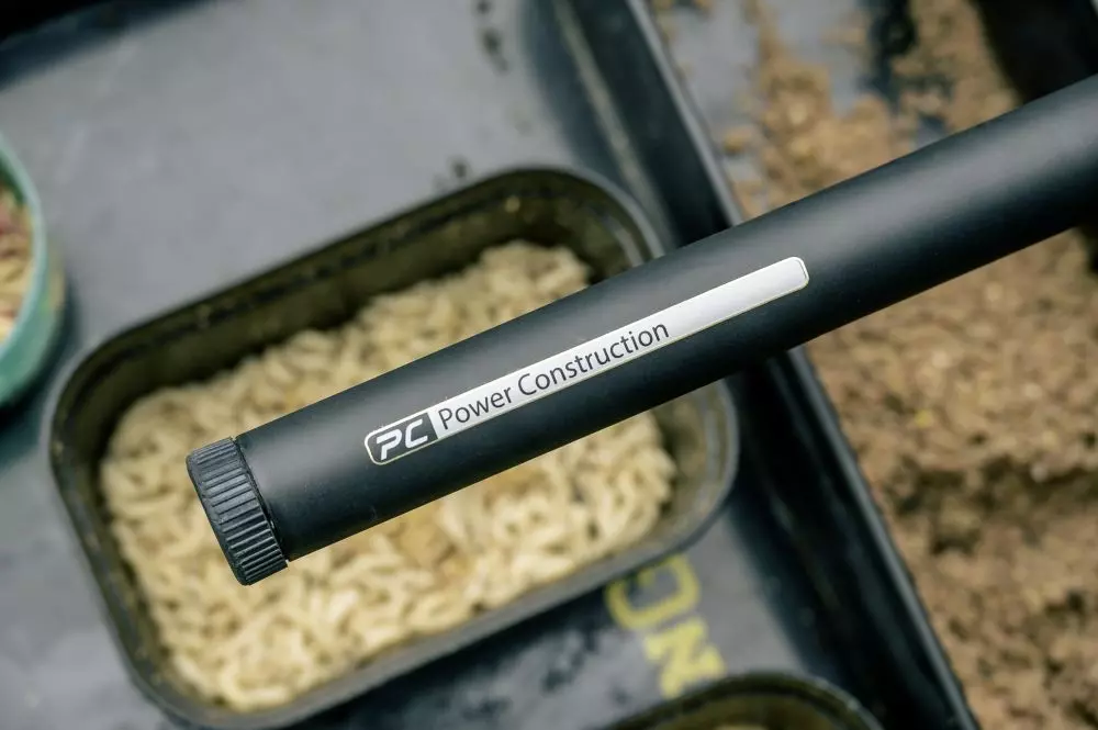 ZEBCO PODBĚRÁKOVÁ TYČ TROPHY LANDING NET HANDLE 3m AKCE