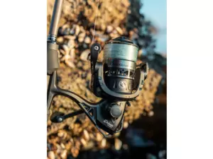 Giants fishing Prut CLX Feeder 3,6m 90g + Naviják Deluxe Reel FD 2000