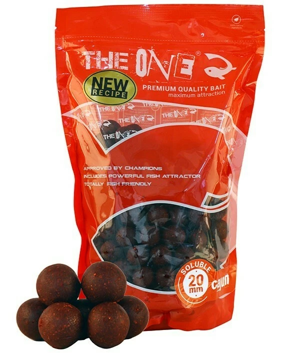 THE ONE Rozpustné boilies Red Soluble Cajun/koření 1 kg VÝPRODEJ