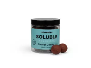 MIKBAITS Rozpustné SOLUBLE boilie 250ml - Česnek 24mm