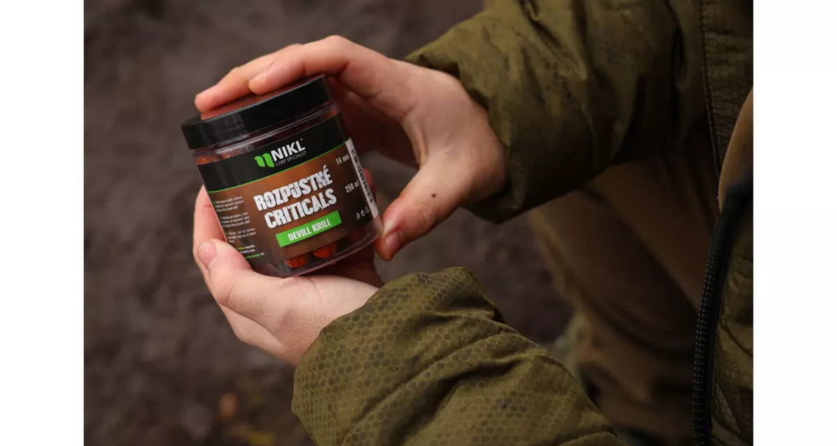 Nikl Rozpustné Criticals boilie Devill Krill 250ml