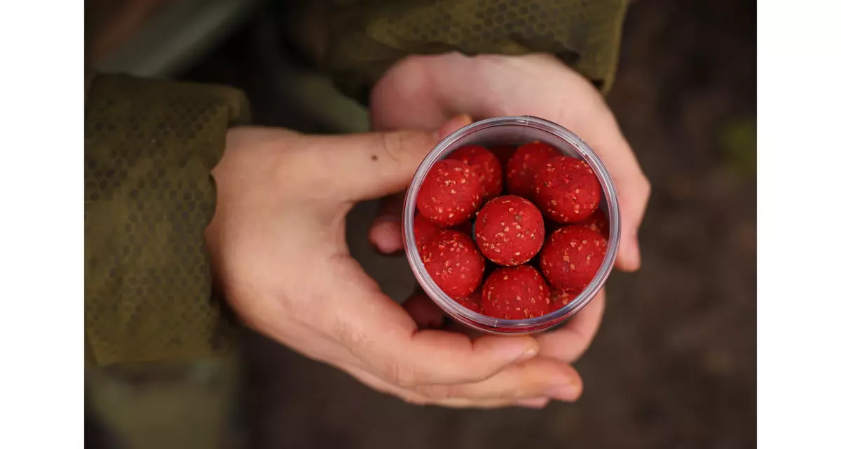 Nikl Rozpustné Criticals boilie Krill Berry 250ml