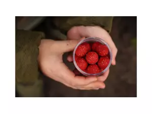 Nikl Rozpustné Criticals boilie Krill Berry 250ml