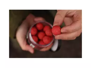 Nikl Rozpustné Criticals boilie Strawberry 250ml