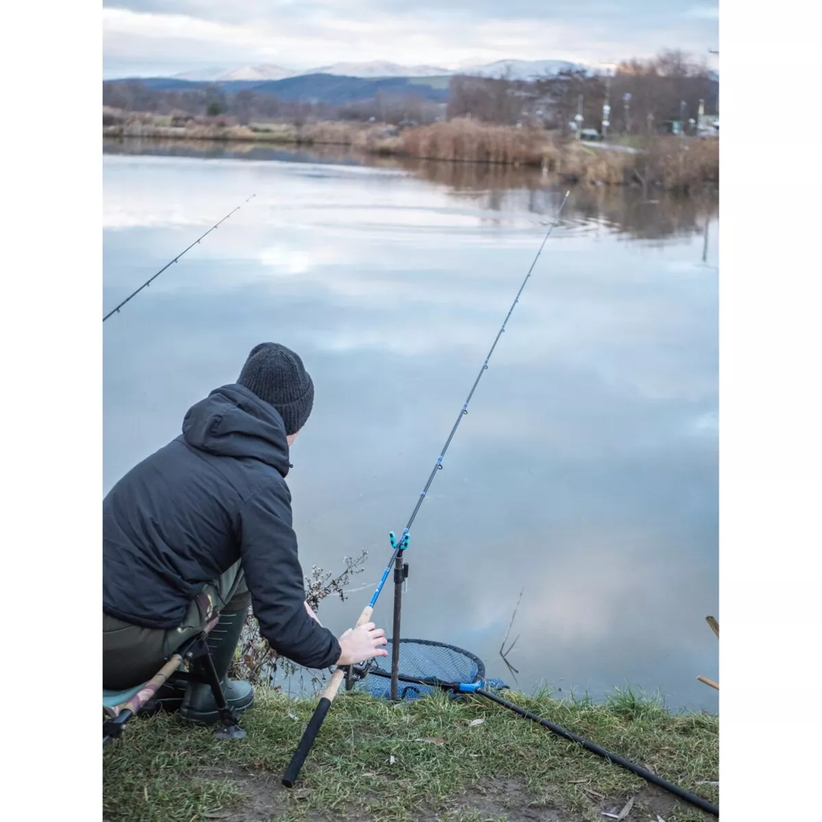 Giants fishing Prut CLX MK2 Feeder 3.3m,80g + Naviják Spark 4000FD