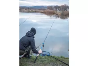 Giants fishing Prut CLX MK2 Feeder 3.3m,80g + Naviják Spark 4000FD