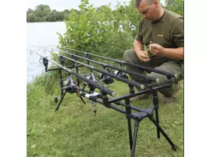 STARBAITS Stojan na pruty CHAOS XT CAMOU