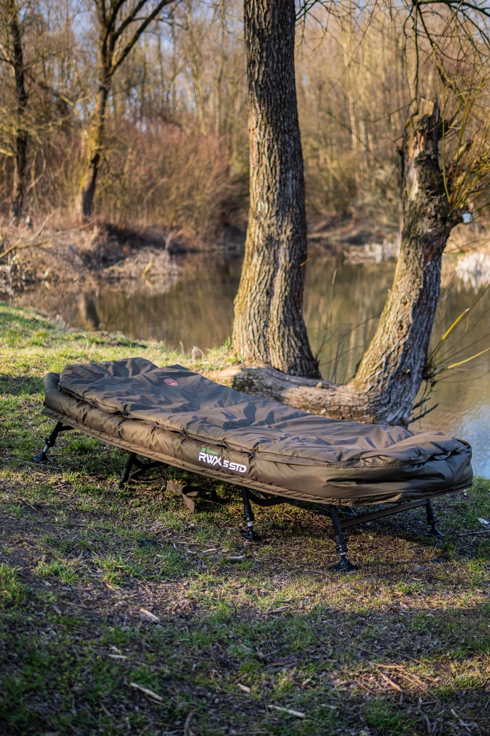 Giants fishing Lehátko + spací pytel Bedchair/Sleeping Bag System RWX 5 STD