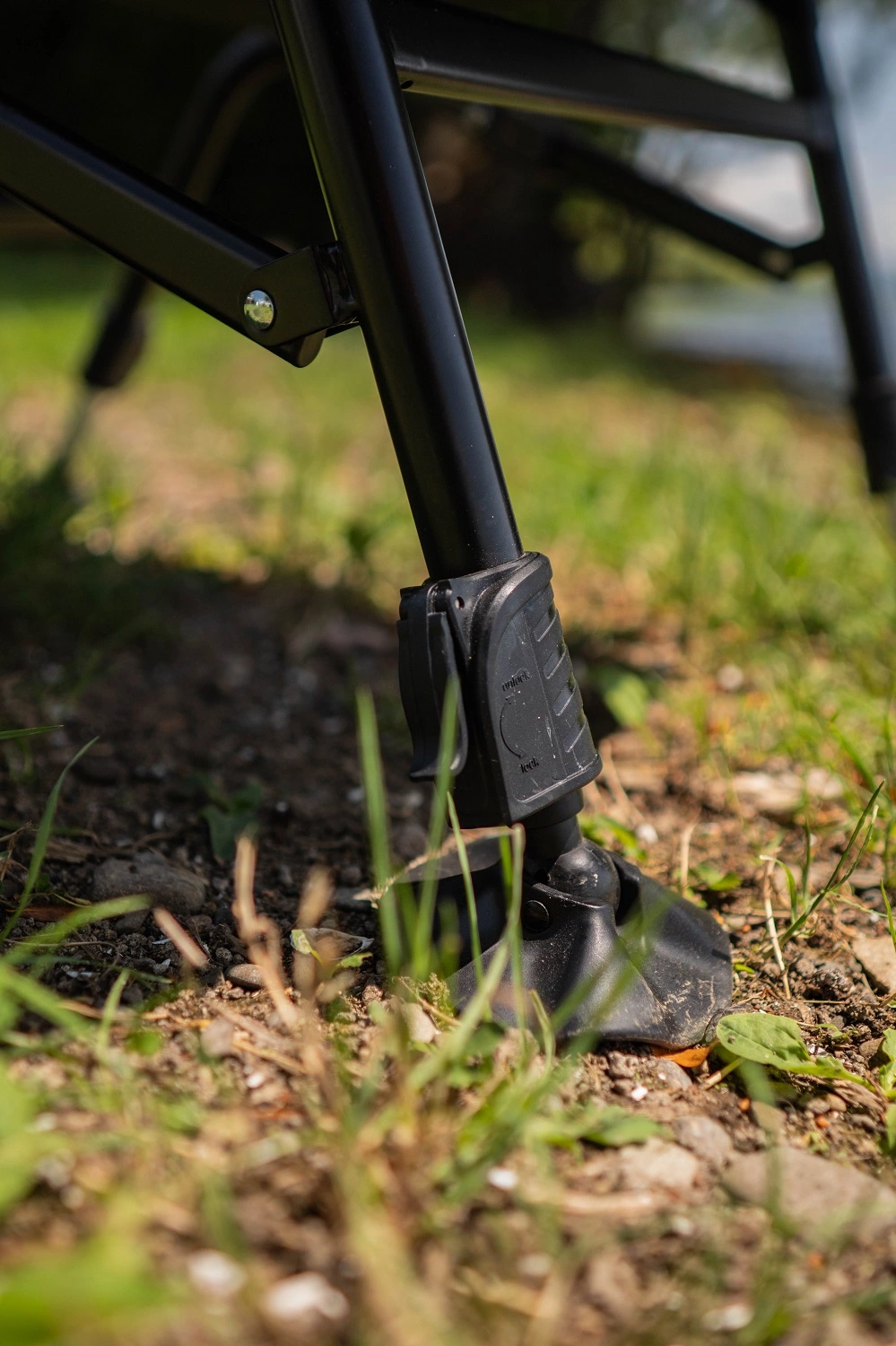 Giants fishing Sedačka Chair XS-Light + Stolek Gaube ZDARMA!