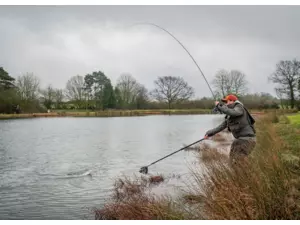 Wychwood muškařský prut Ionica Fly 9ft 6inch AFTMA #7 4-díl