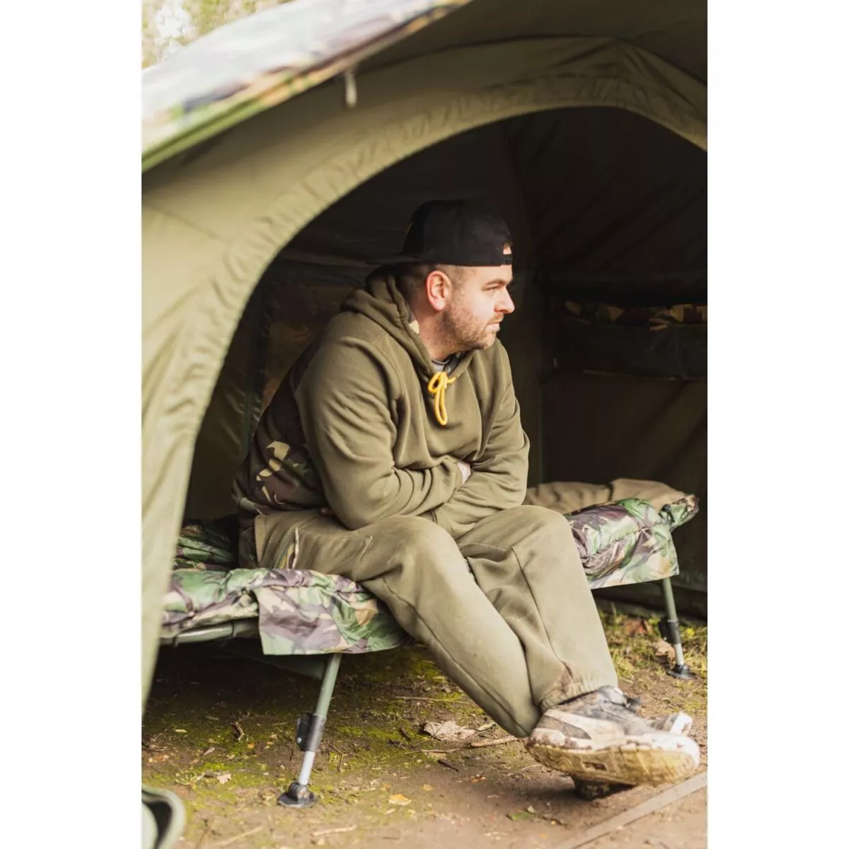 Wychwood Lehátko + spací pytel Riot Tactical Compact 6 Leg Sleep System