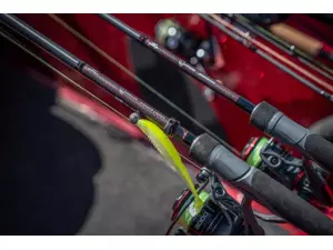 Fox Rage Prut Warrior Zander Jig 2,4 m 10-30 g 2-Díl