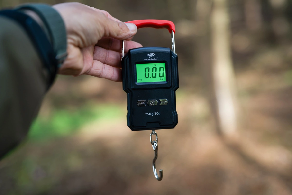 Giants fishing Nabíjecí digitální váha 75Kg Rechargeable Digital Scale