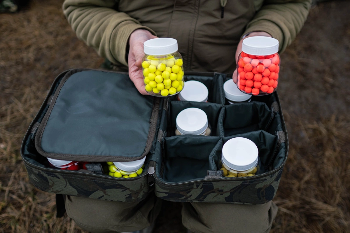 Giants fishing Pouzdro na nástrahy Hookbait Bag