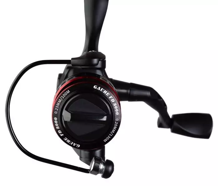 Giants fishing Prut Deluxe Spin 2,12m 7-25g + Naviják Gaube FD 3000