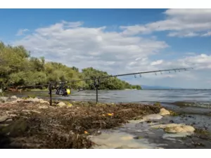 Giants fishing Kaprový prut XRS180 9ft 3.00lb 2pc