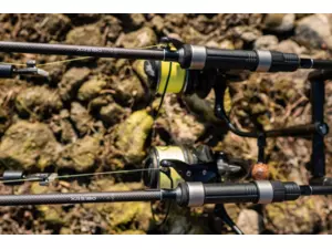 Giants fishing Kaprový prut XRS180 10ft 3.00lb 2pc