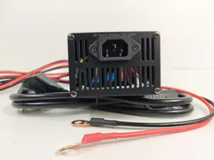 LiTime 14,6V 20A nabíječka pro LiFePO4 baterie