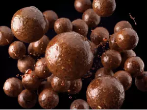 Boilies v dipu Delphin BreaX/MonstaFISH